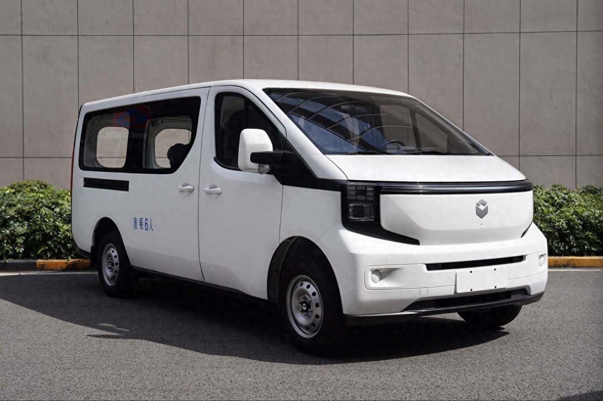 长安凯程V919正式申报,外观很前卫时尚,6座,侧滑门,续航500km