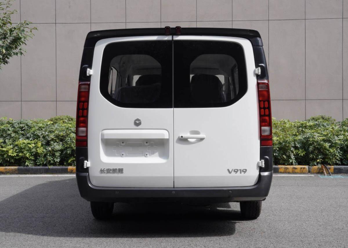 长安凯程V919正式申报,外观很前卫时尚,6座,侧滑门,续航500km