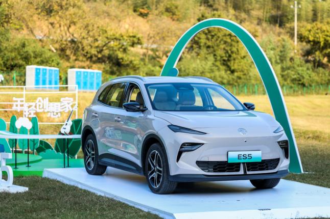 全球标准纯电后驱SUV MG ES5开卖 主打大空间 不晕车 宠物愿意坐