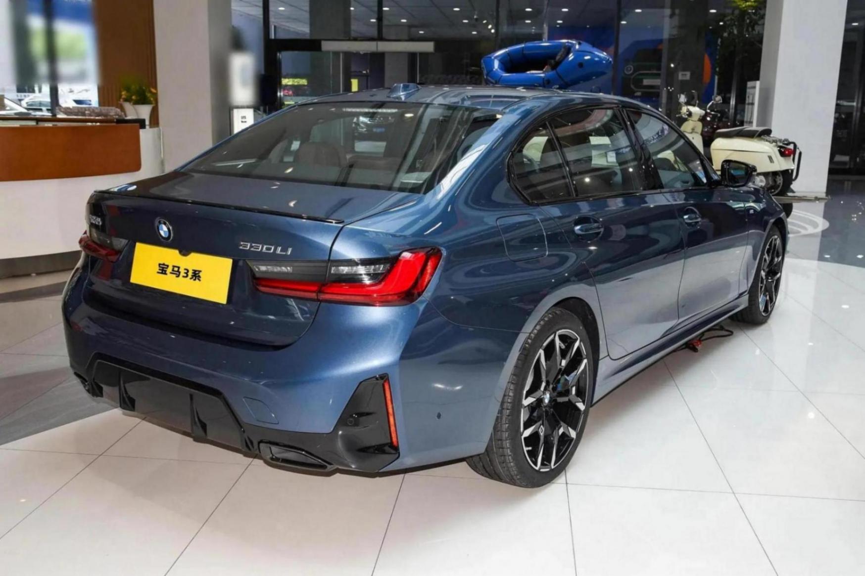新款宝马3系/i3上市,售价31.99万起